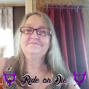 Meet your Posher, Denise